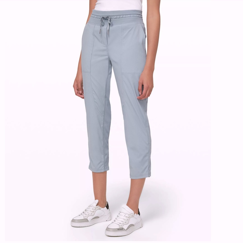 Lululemon dance studio mid rise crop (Color is cream/tan. Not blue)